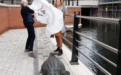 THERESA MAY AND DIANA DORS’ GRANDDAUGHTER UNVEIL PUBLIC ARTWORK IN MAIDENHEAD